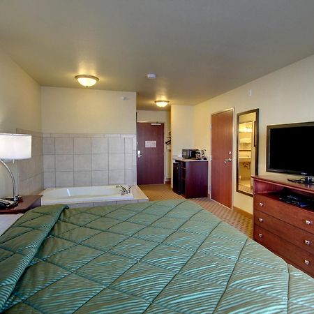 Cobblestone Inn & Suites - Harper ภายนอก รูปภาพ